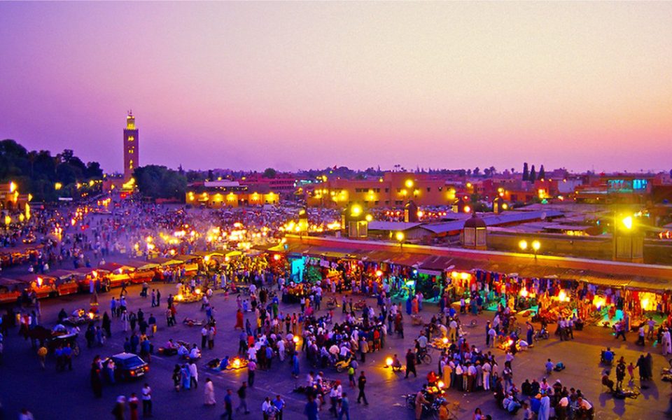 Louer une voiture à Marrakech : Les clés pour explorer la ville ocre et ses environs